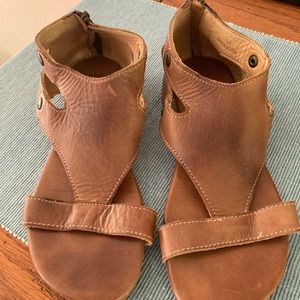 Brown BedStu sandals. Size 8